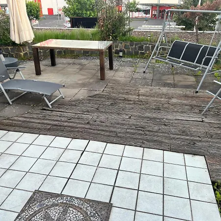 Rooftop * آلتسناو اين اونترفرانكن